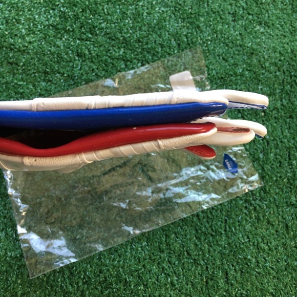 NEW CUTTERS REV PRO 3.0 WR FOOTBALL GLOVES LARGE - Picture 5 of 7